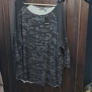 NWT Avenue City Chic Black and Gray Camouflage Long Sleeve Shirt Plus 26/28